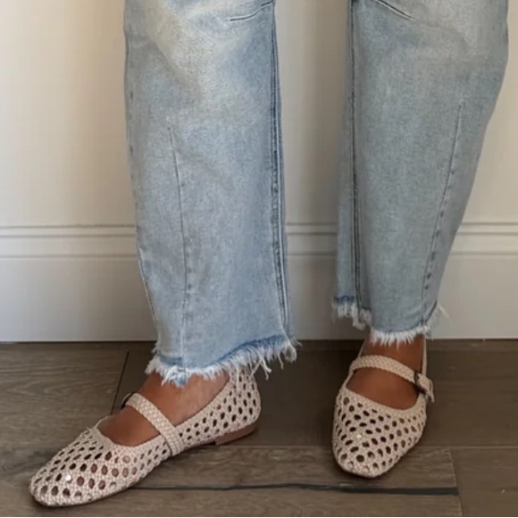 BELMONT LIGHT DENIM BARREL  JEANS BY RISEN! New! 7 - Picture 4 of 4